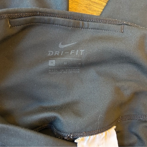 Nike Dri-Fit Leggings/Tights - Medium - Picture 4 of 6